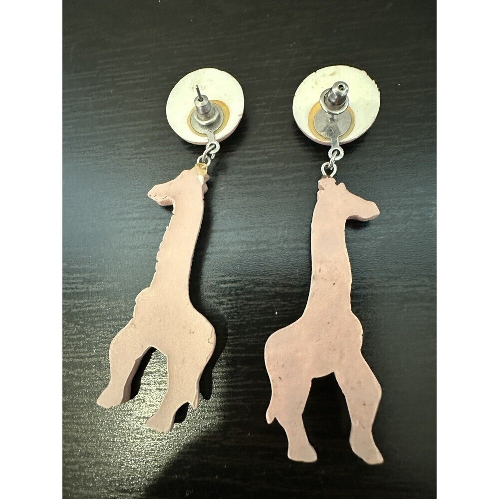 Vintage‎ Giraffe Earrings Neutral Posts 3 Inch Dangle Beige Tan Mauve - Picture 3 of 4
